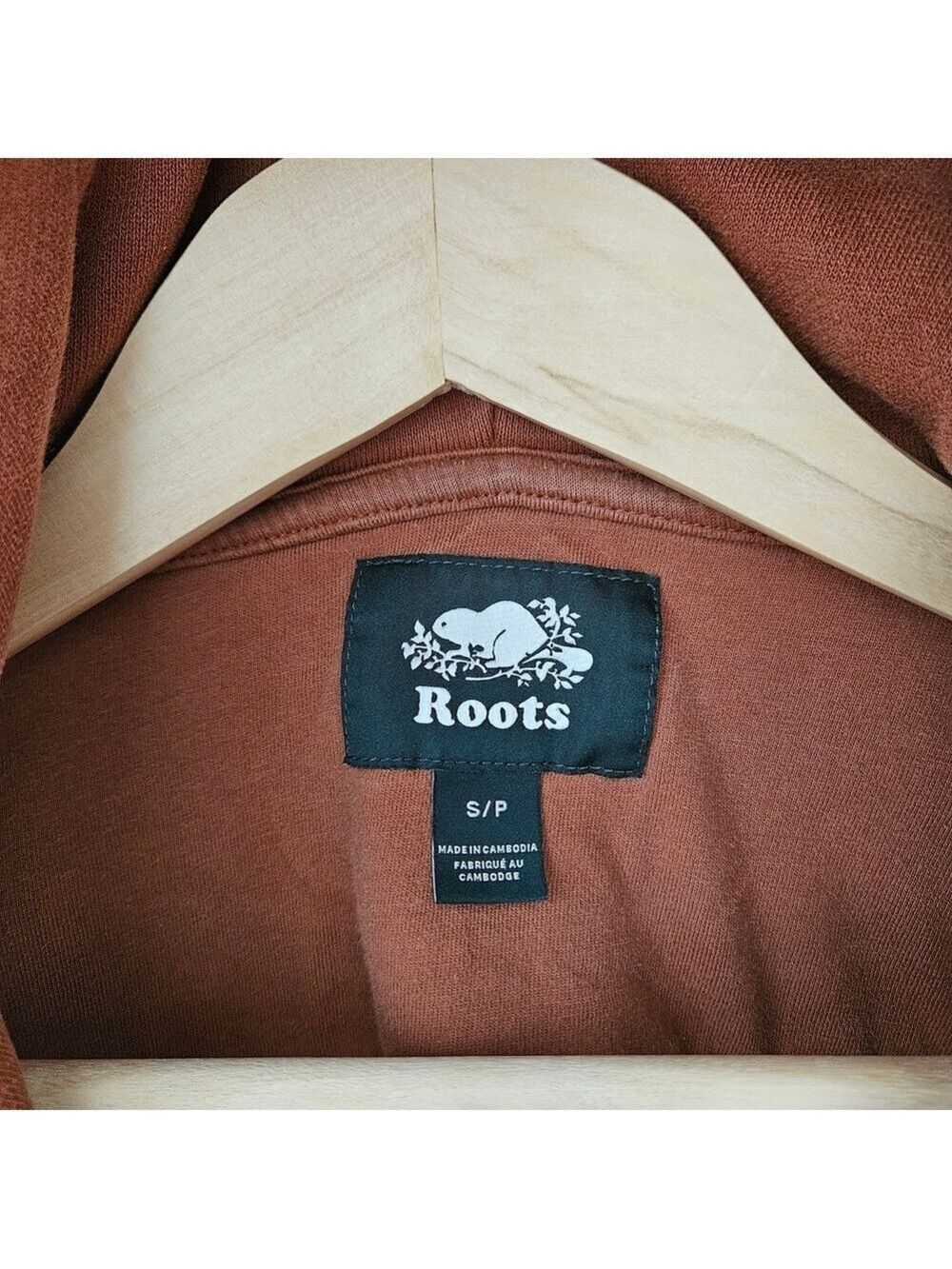 Roots Cropped Hoodie Small Burnt Orange Cozy Fleece Pullover Sweatshirt - Picture 7 of 7